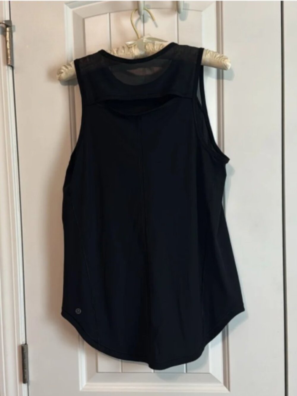 Black Mesh Reflective Keyhole Running Tank